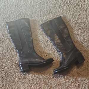 Trotters Black Heeled Boots 5M Amazing Condition!